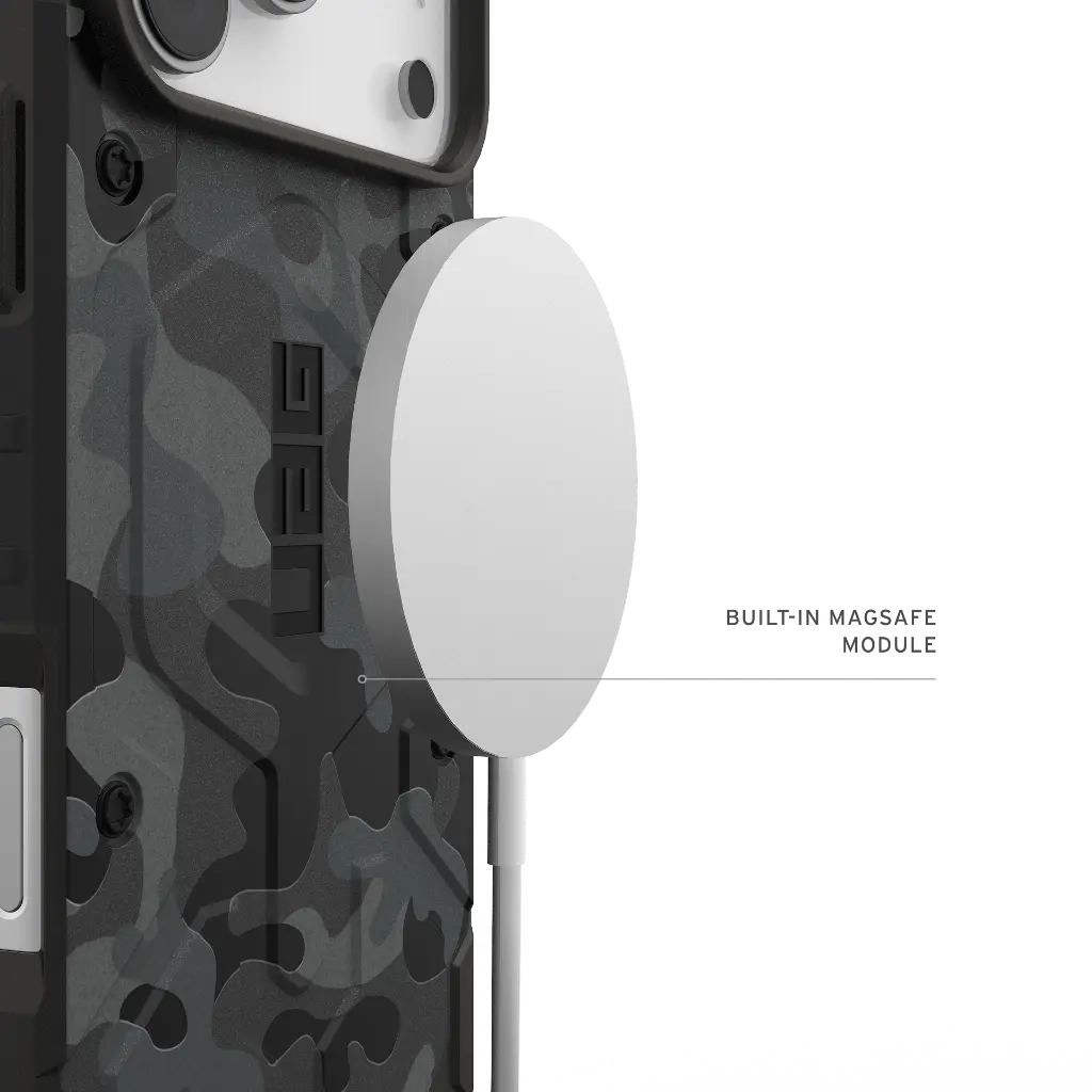 imgi_3_UAG25_Ecomm_PRM_Series-Features_iPhone17_ProMax_PathfinderSE_MidnightCamo_6.webp