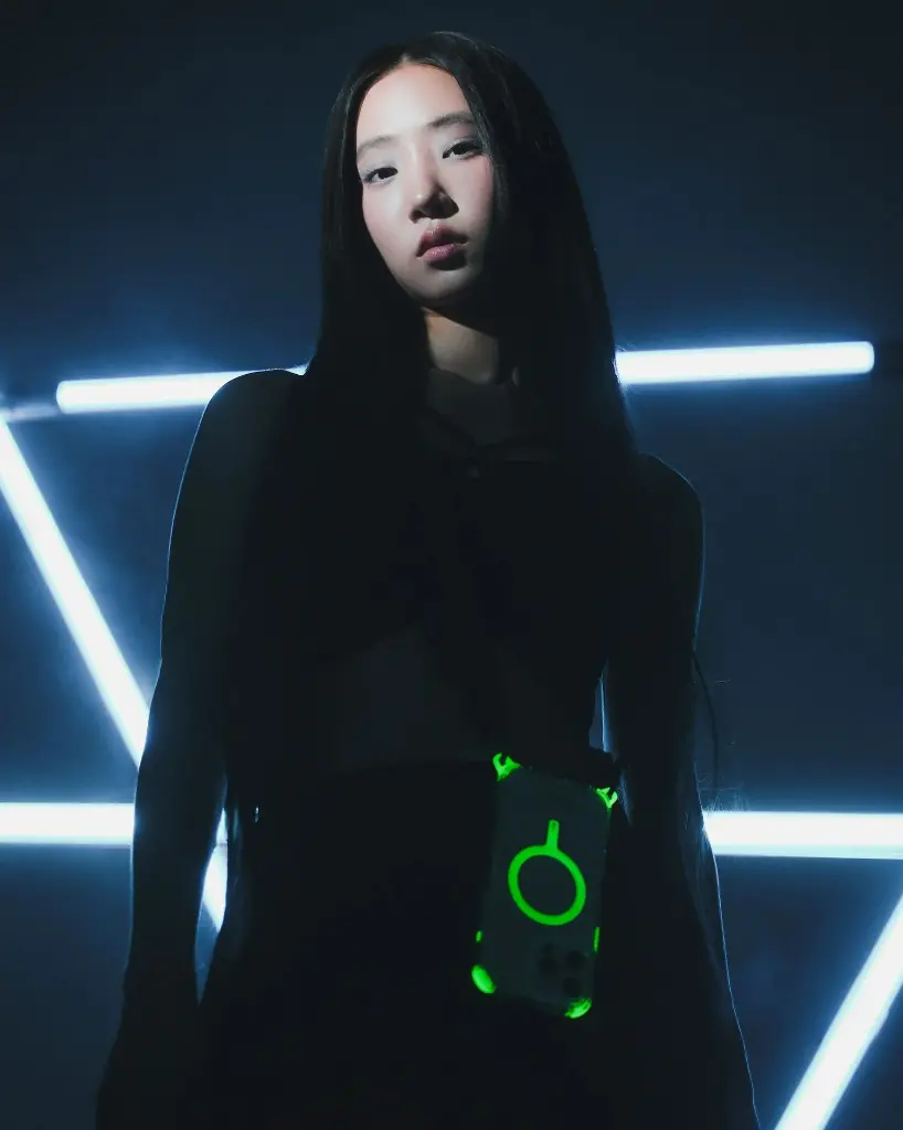 imgi_6_SK_Web_IP16_NITEGLOW_5d94c1c7-6b7f-48df-a018-a718e43e54cf.webp
