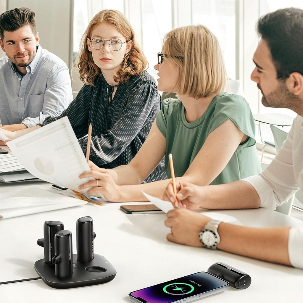 Power:5000 mAh x 4 Efficient Magnetic Dock PD 20W Fast Charging 2 Lightning  2 Type-C Dual Input Charging Station