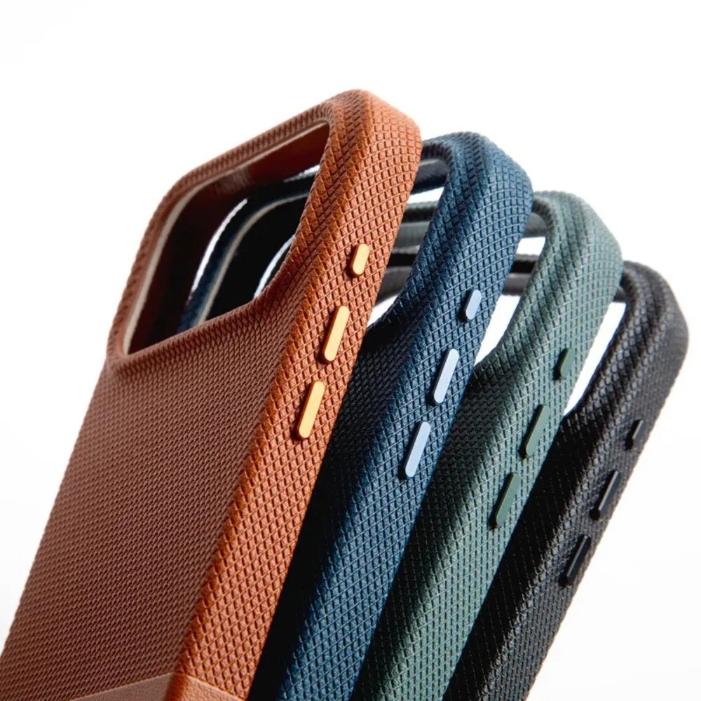 Native Union iPhone 17 Pro Max (RE)Classic Case (Tan)