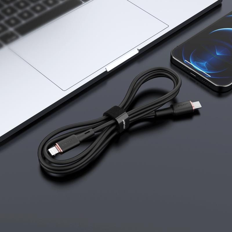 AceFast C2-01 USB-C to Lightning zinc alloy silicone charging data cable
