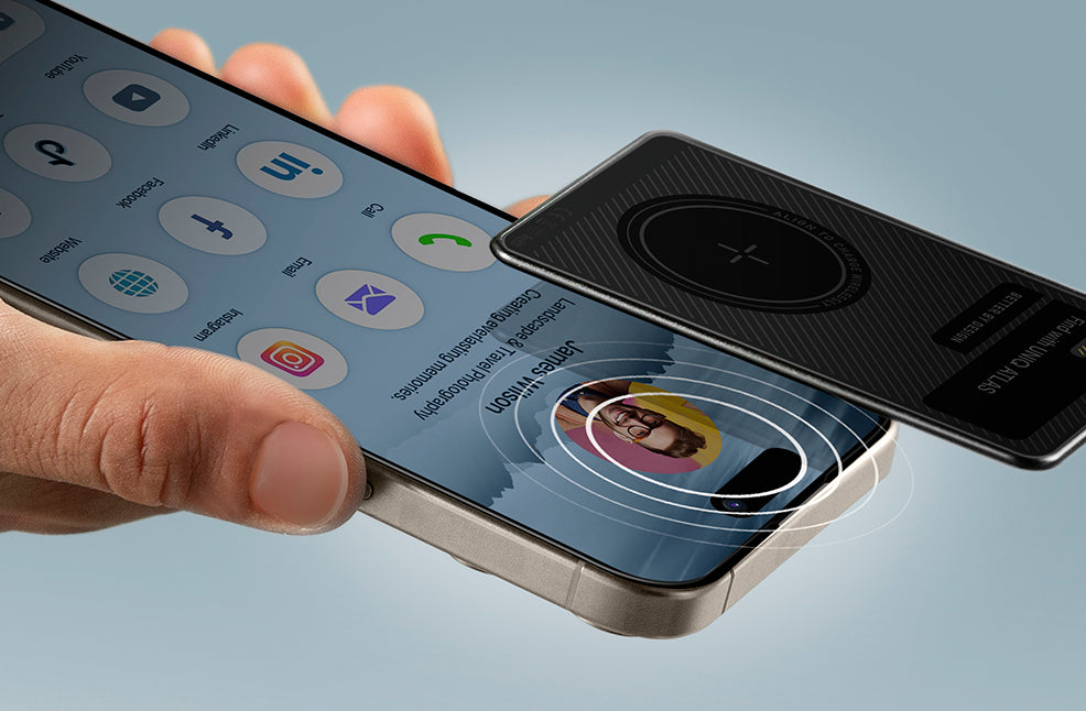 Uniq Atlas MagSafe Ultra Slim Card Tracker With NFC-Enabled Digital Name Card - Graphite