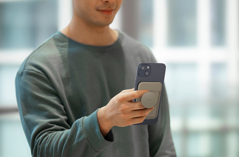 Uniq Flixa Magnetic Pop-Out Card Holder With Grip-Stand - Blush Pink