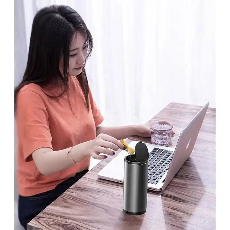 baseus gentleman style vehicle-mounted trash can with nag